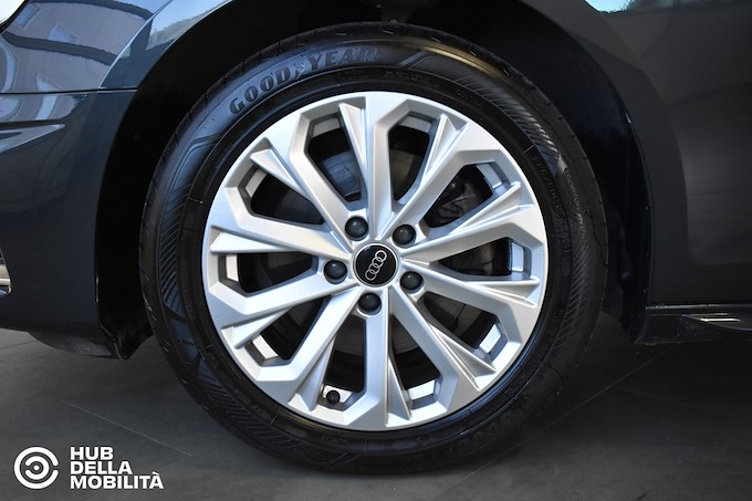 AUDI A4 Avant 35 TDI/163 CV S tronic Business Advanced